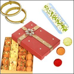 "Varalakshmi Vratham hamper - code07 - Click here to View more details about this Product